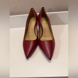Michael Kors Dorothy Flex Pump Dark Red Leather Pointed Toe Heels Gold MK Logo